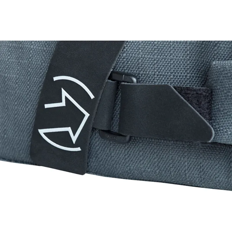 Pro Discover 0.6L Saddle Bag In Grey-2